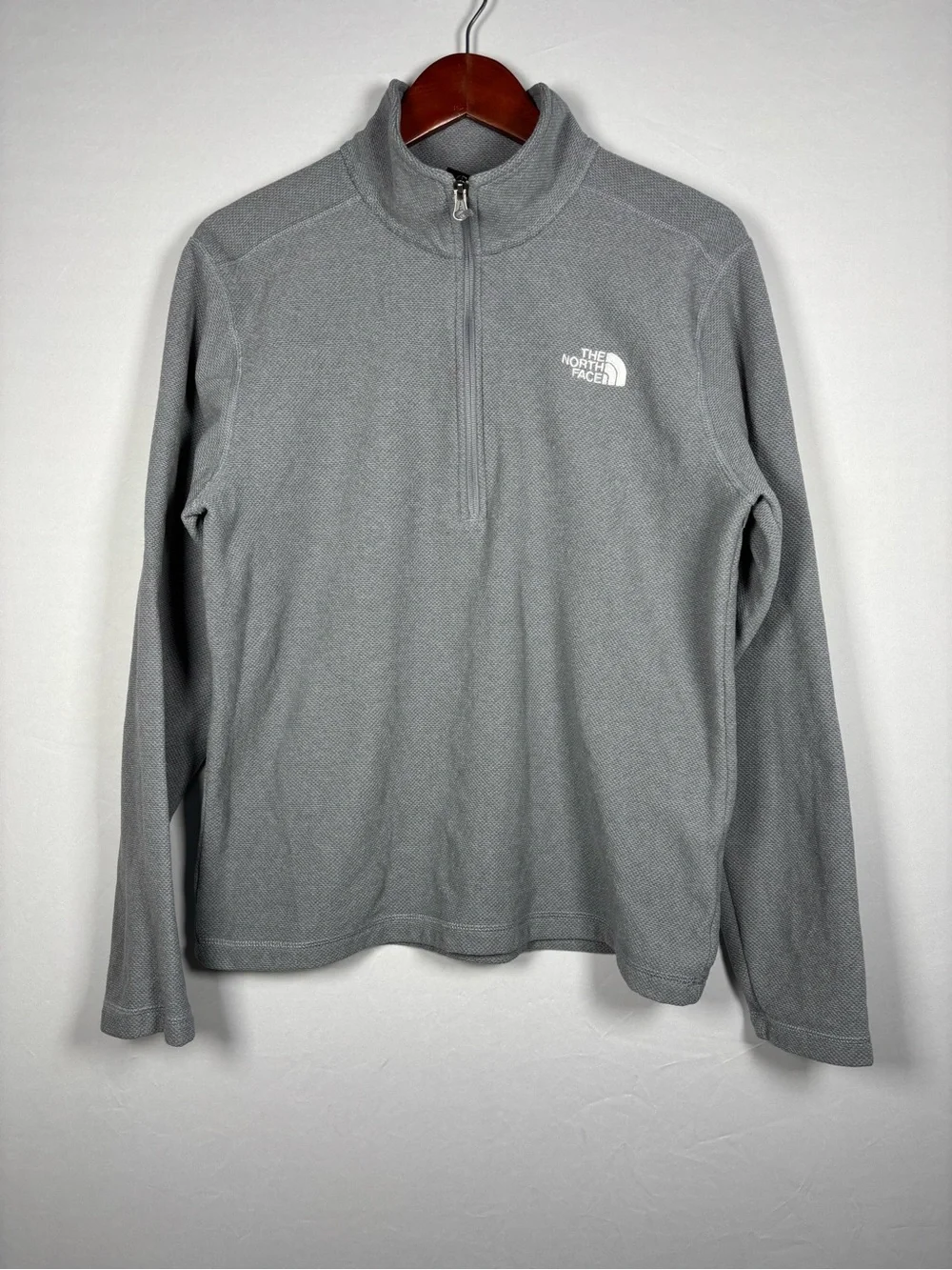 The North Face Textured Cap Rock 1/4 Zip Mid Layer Gray Men’s Large
